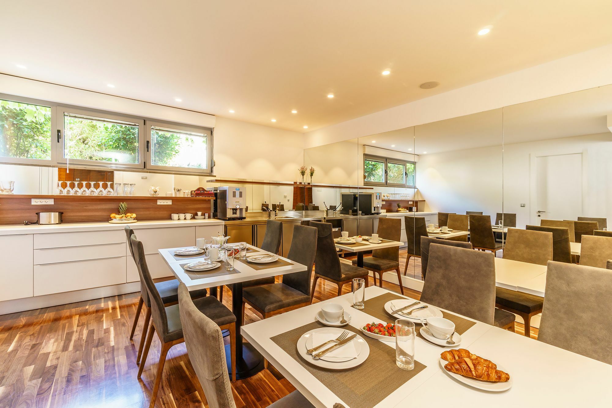 Rooms Oasis Life Сплит Экстерьер фото