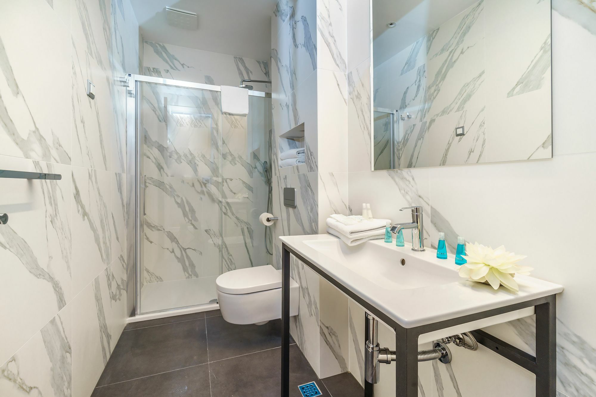 Rooms Oasis Life Сплит Экстерьер фото