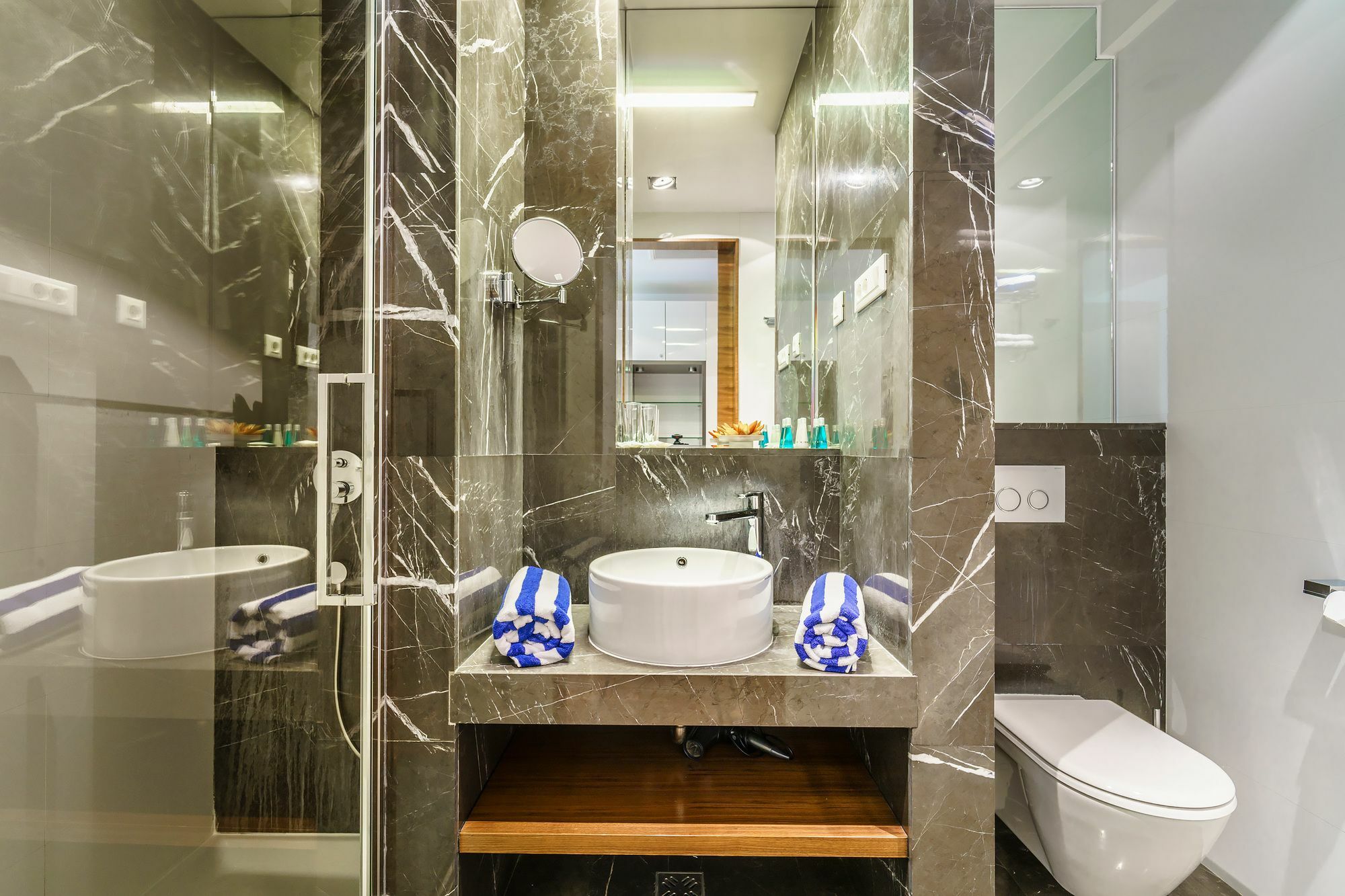 Rooms Oasis Life Сплит Экстерьер фото